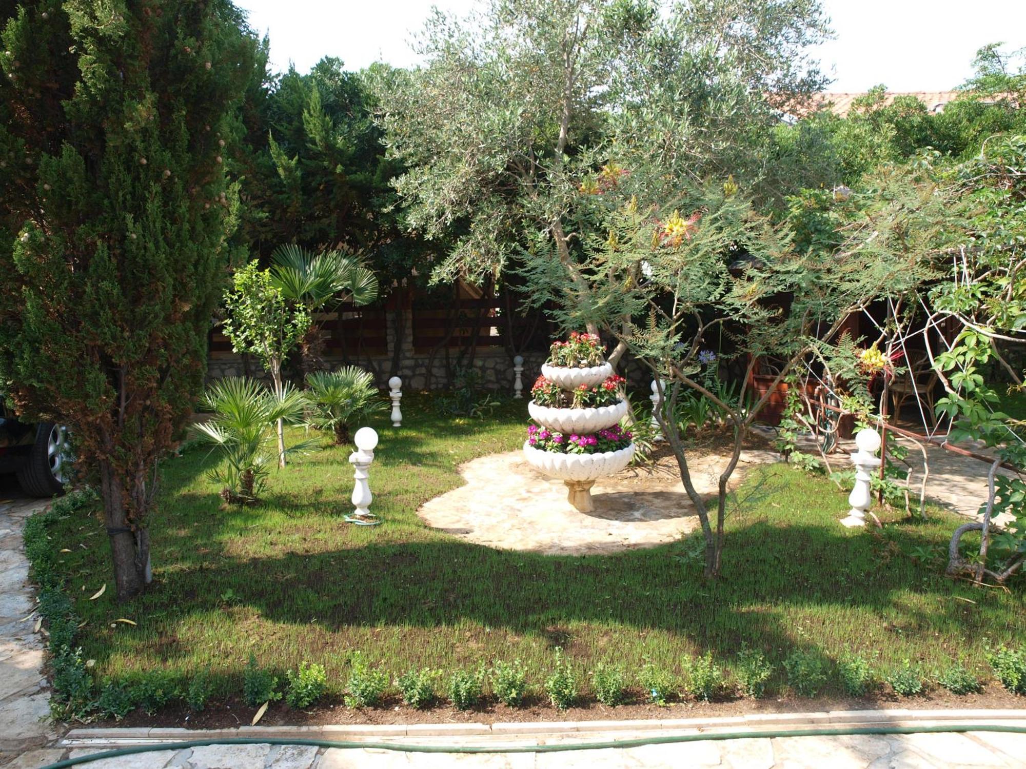 Apartments And Bungalows Vila Dalibor 닌 외부 사진